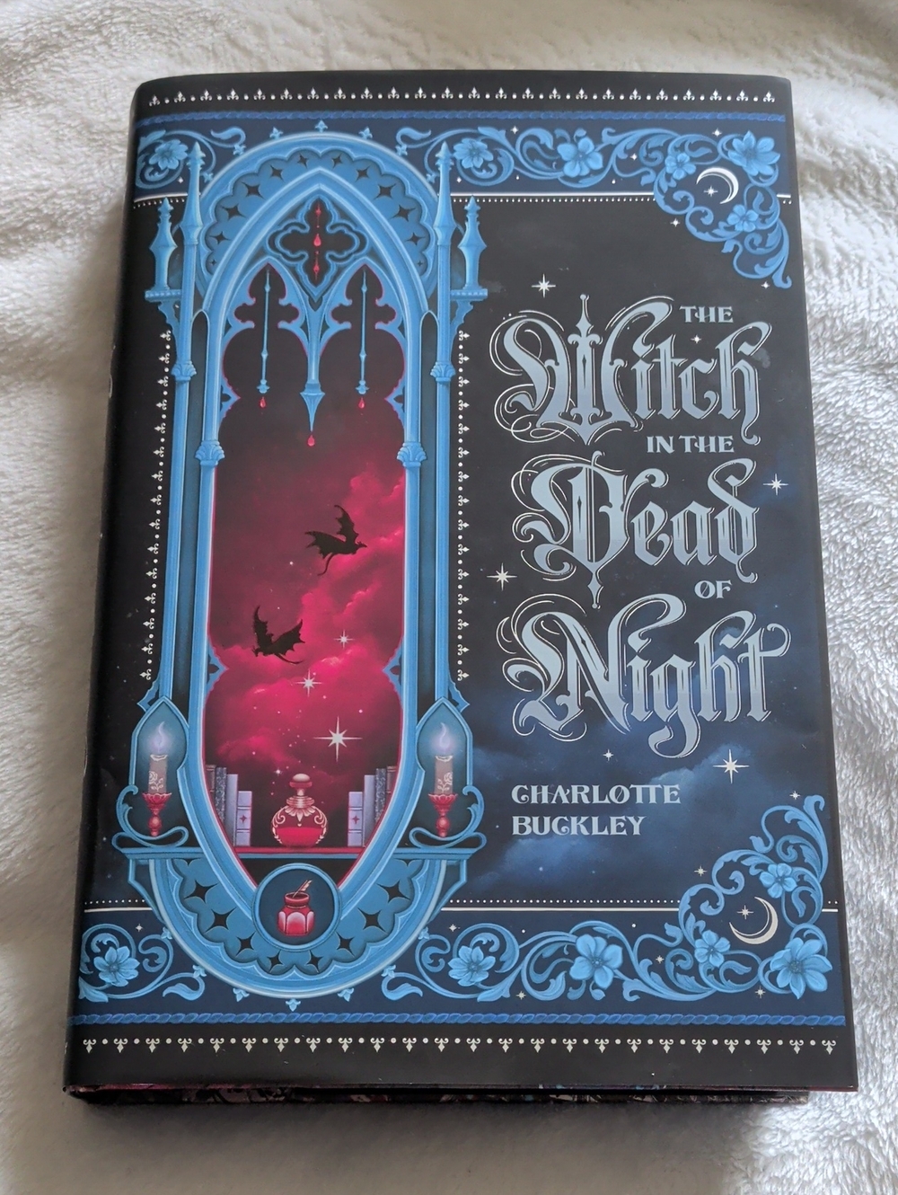 Fairyloot SE The Witch in the Dead of Night By Charlotte Buckley